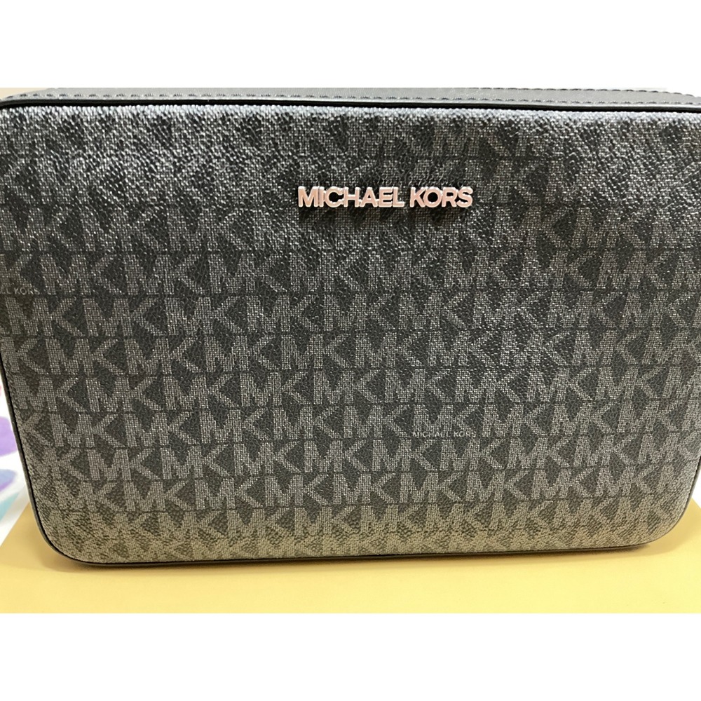 Michael Kors Signature Logo Camera Bag Black Rose silver Hardware - Picture 2 of 6